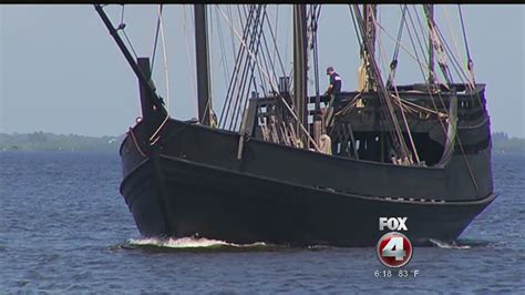 Columbus replica ships sail into Charlotte Harbor - YouTube