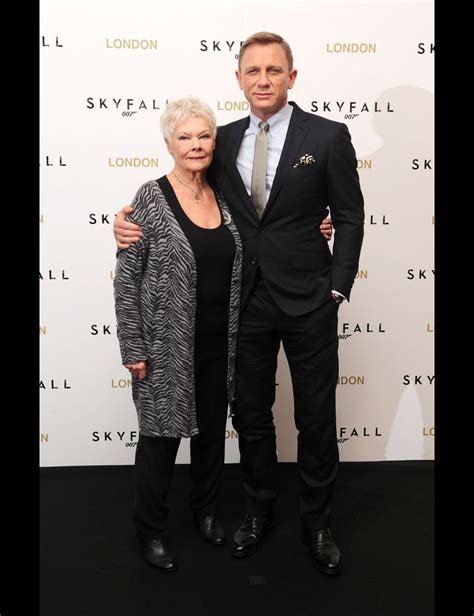 Photo : Judi Dench et Daniel Craig pour le photocall à Londres du film ...