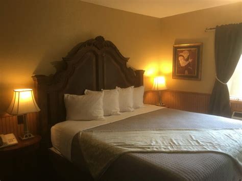 Standard Lodge Room 12 - Sylvan Valley Lodge & Cellars, North GA