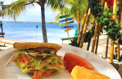 17 Best Vegan Restaurants in Aruba (in 2024) - A Taste for Travel