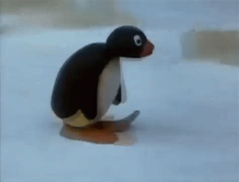 Pingu Walking GIF - Pingu Walking Scared - Discover & Share GIFs