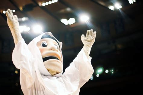 College Basketball Mascots Photos - ABC News