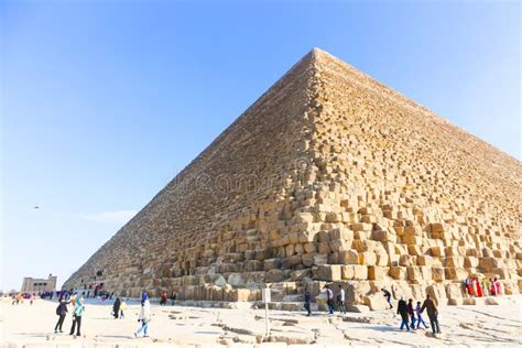 Tourists at Pyramids - Egypt Editorial Stock Image - Image of design, object: 118263499