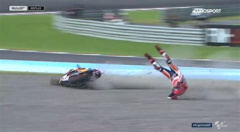 Marc Marquez takes pole despite crash - Motorcycling - Eurosport Australia