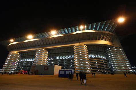 Italian politician urges Milan and Inter to build new stadium without ...