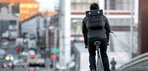 How To Choose The Best Cycling Backpack - Go Guru