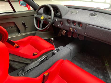 Interior shot of a Ferrari F40 : carporn