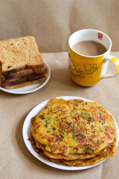 tomato omelette recipe, how to make tomato omelette, veg omelette recipe