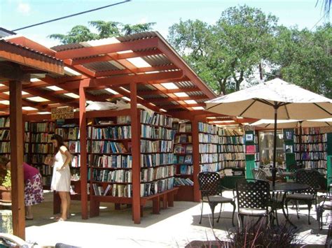 20 Amazing Outdoor Libraries and Bookstores From All Over the World | Espaços públicos ...