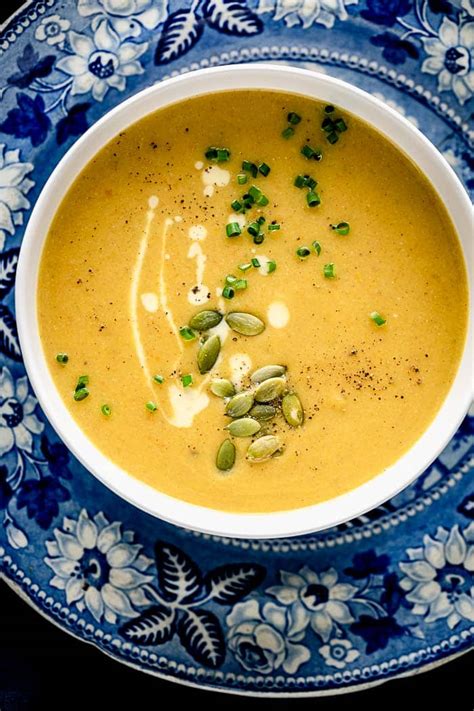 Roasted Pumpkin Soup {Vegan} - Healthy Seasonal Recipes