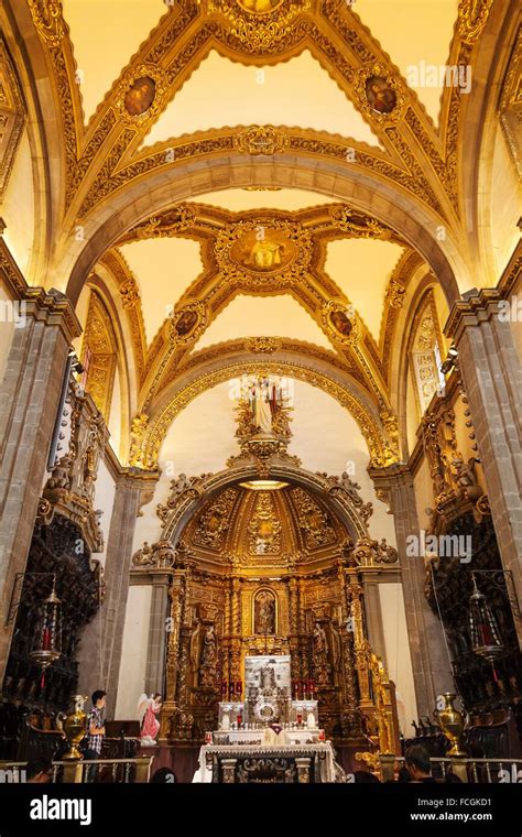 Interior basilica guadalupe in mexico hi-res stock photography and ...