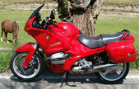 File:BMW r 1100 rs.jpg - Wikimedia Commons