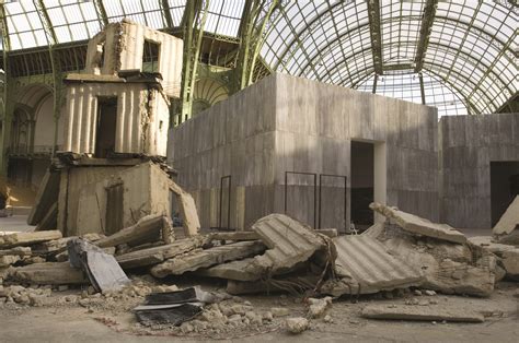 Anselm Kiefer's Falling Stars - Sculpture