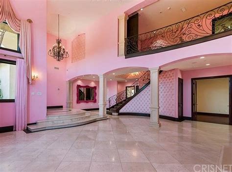 Photos from Inside Jeffree Star's $4 Million Mansion - E! Online