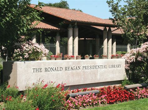 Ronald Reagan Presidential Library Tour – Malibu Discovery Wine Tours