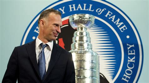 Dominik Hasek asks NHL, WTA, ATP to ban Russian athletes from ...