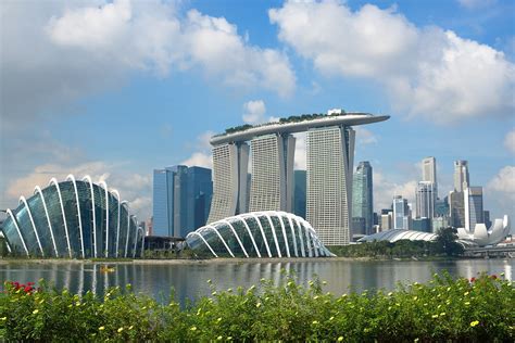 Singapore Skyline: Marina Bay Garden, Marina Bay Sands, an… | Flickr