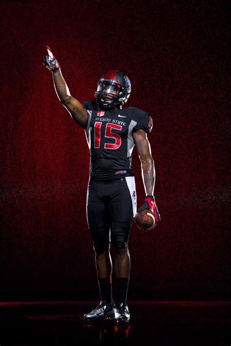 Fresno State Shows Off New All Black Football Uniforms | yesiball.com