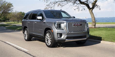 2021 GMC Yukon Best Buy Review | Consumer Guide Auto