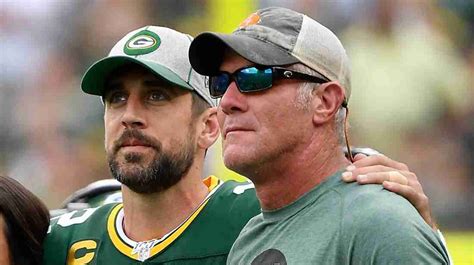 Brett Favre Opens Up on Aaron Rodgers Situation With Packers