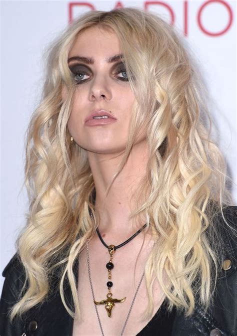 cindy lou hoo - Google Search | Taylor momsen, Cindy lou, Cindy lou hoo