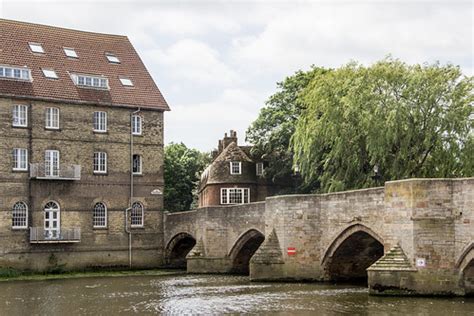 Old Bridge, Huntingdon, England | "The Old Bridge in Hunting… | Flickr