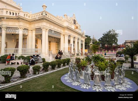 India, West Bengal, Kolkata, Jain temple Stock Photo - Alamy