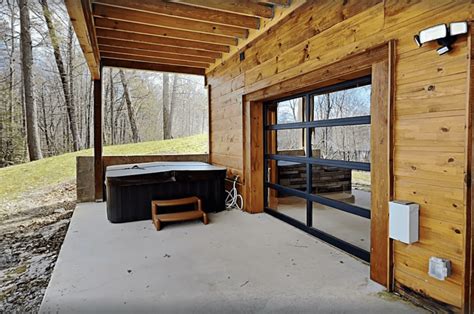 The BEST Cabins in Tennessee Mountains with Indoor Pools