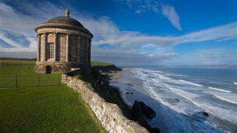 Downhill Demesne & Mussenden Temple : Travel Guide & Map : Nordic Visitor