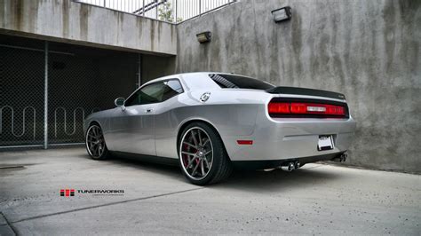 Dodge Challenger SRT8 Silver with Nutek Wheels 755 Aftermarket Wheels ...