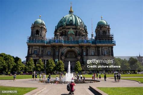 11,172 Berlin Cathedral Stock Photos, High-Res Pictures, and Images ...