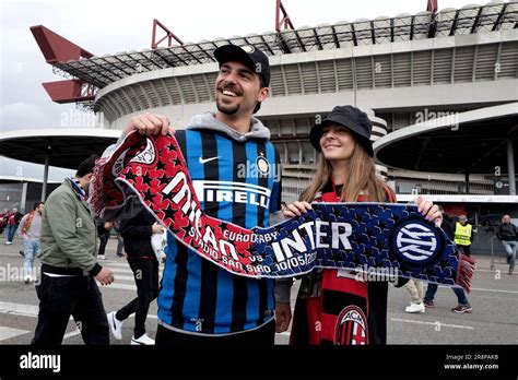 AC Milan and Inter Milan' fans gathering togheter outside the San Siro ...