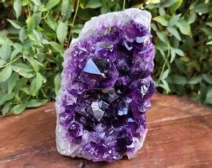 Amethyst in Uruguay (Meanings, Mines and Differences)