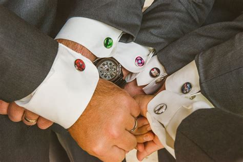 5 GIFTS FOR YOUR GROOMSMEN | SocialAndPersonalWeddings.ie