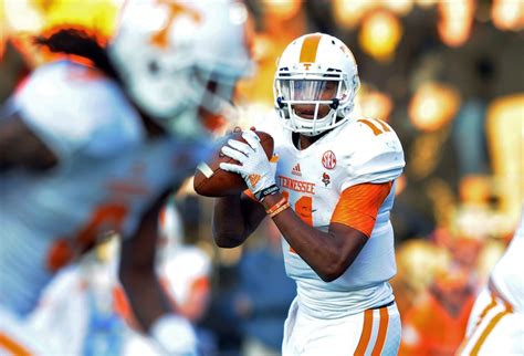 Josh Dobbs, QB, Tennessee early NFL Draft scouting report