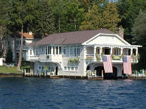 The Best Hotels On Lake George, New York: Where To Stay On Your Lake George Vacation - Adventure ...