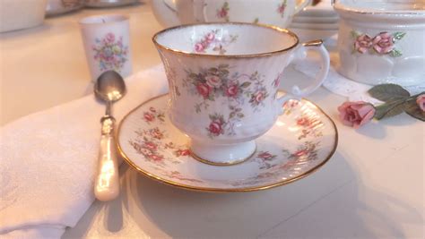 Ash Tree Cottage: A Rosebud Tea