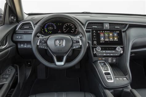 2019 Honda Insight Touring Review: Efficient With a Loud Trade-Off