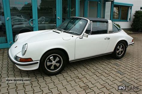 1970 Porsche 911 S Targa 2.2 - Car Photo and Specs