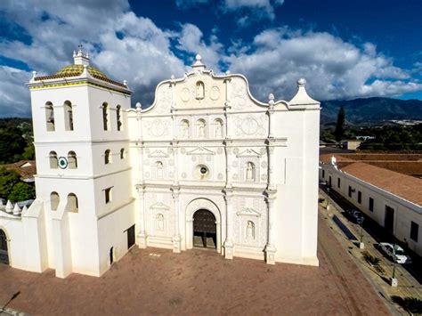 COLONIAL COMAYAGUA | Honduras Traveling