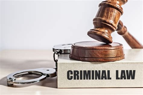 What are the responsibilities of a criminal lawyer? | Law Office of Walter M. Reaves, Jr., P.C.