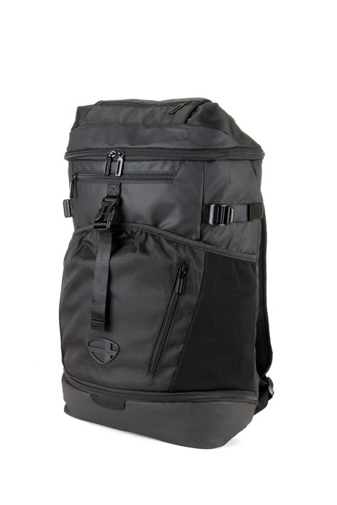 TRAVEL BACKPACK - 89081197 - CREST LINK