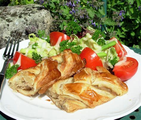 Chicken Wellington Puff Pastry Wrapped Chicken Recipes recipe