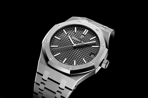 Introducing the Audemars Piguet Royal Oak 15500 | Professional Watches