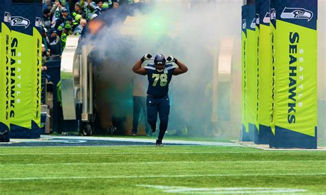 Former Alabama lineman D.J. Fluker signs with the Baltimore Ravens