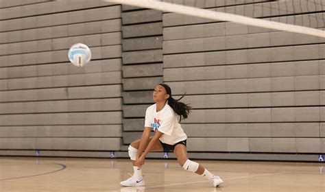 Volleyball Tip: How to Pass with Accuracy - Volleyball Tips