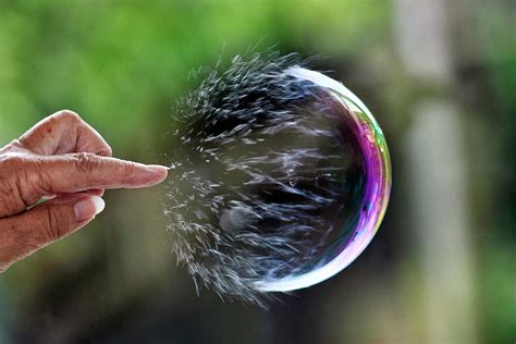 We've figured out why bubbles make a 'pop' sound when they burst | New ...