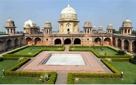 Sheikh Chillis Tomb, Kurukshetra, Haryana Tourism 2021 | Tomb, Monuments, Images, How to reach ...