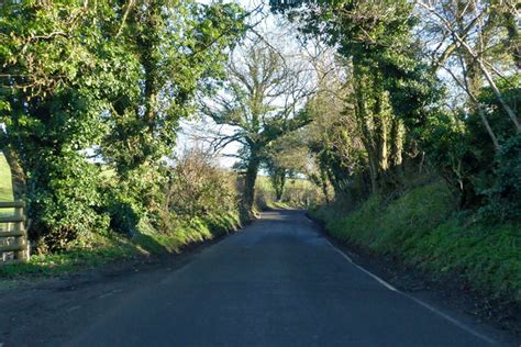 Coldharbour Lane © Robin Webster :: Geograph Britain and Ireland