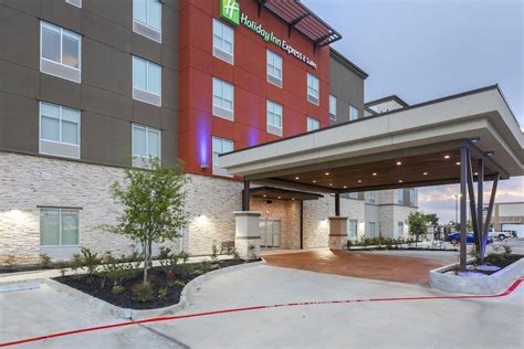 Holiday Inn Express & Suites Houston - Hobby Airport Area, an IHG Hotel ...